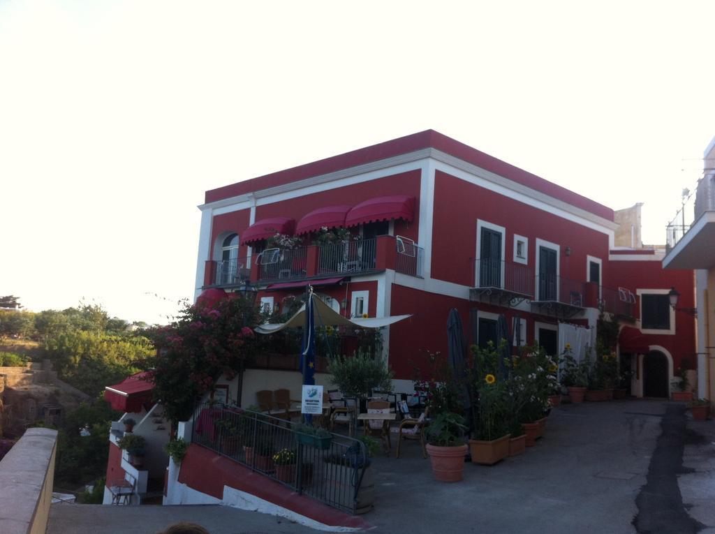 Hotel Villa Iulia 벤토테네 외부 사진